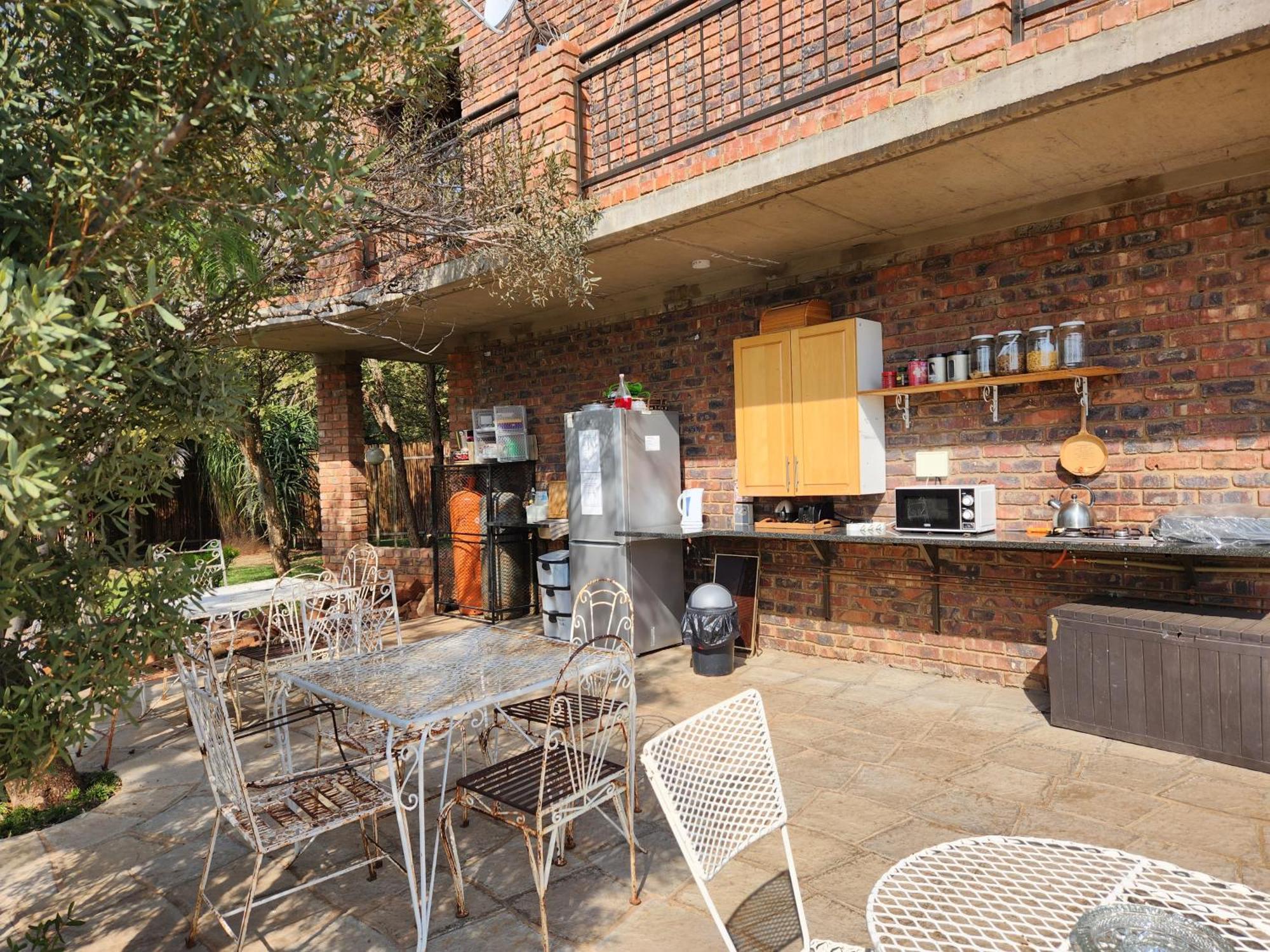 Bed and Breakfast Suikerbosrant Sleep And Go à Pretoria-Noord Extérieur photo